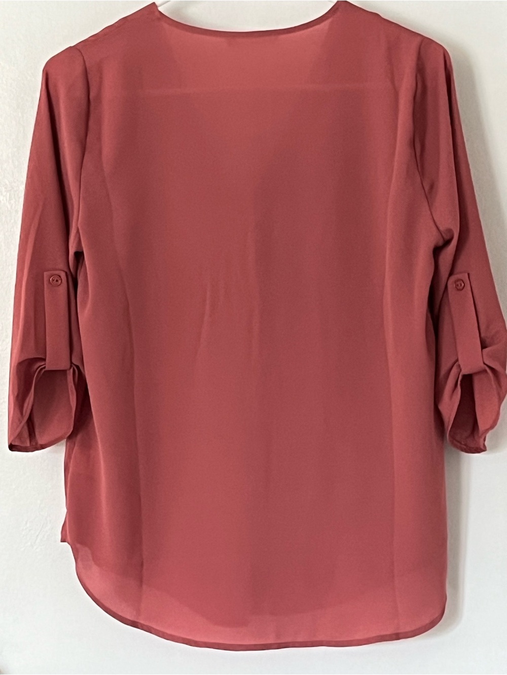 Lush Women’s V-Neck Blouse in Dusty Rose Size XS - Picture 2 of 11